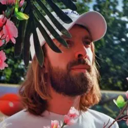 Breakbot