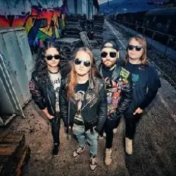 Chainbreäker
