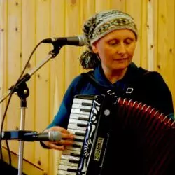 Inge Thomson