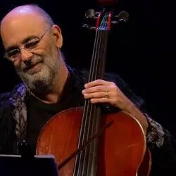 Jaques Morelenbaum