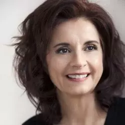 Lorraine Desmarais