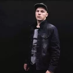 Viktor Sheen