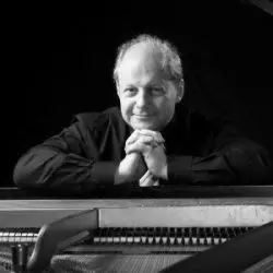Wolfgang Manz