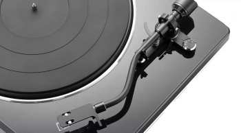 Técnica de áudio Denon DP-450 Černá