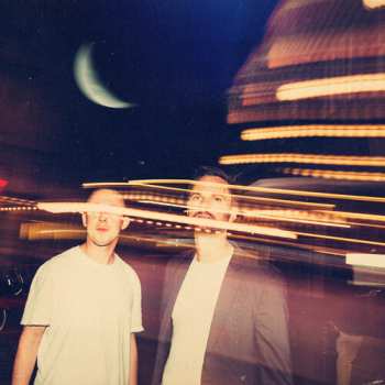 CD Alex Hitchcock: Same Moon In The Same World
