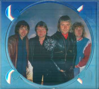 2LP/2CD/Caja/Blu-ray Asia: Live At The Budokan Arena Tokyo, Japan 1983 DLX | LTD | CLR