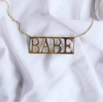 Album Babe: Kiss & Tell