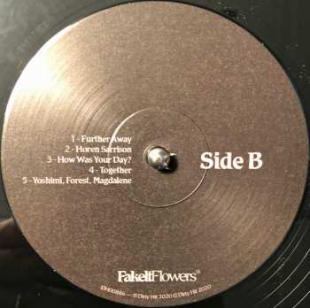 LP beabadoobee: Fake It Flowers