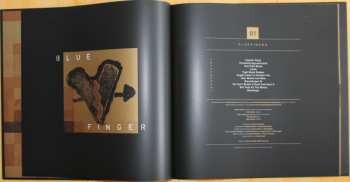 9CD/Caja Black Francis: 07 - 11
