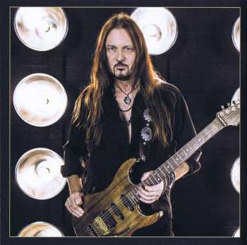 CD Black Swan: Shake The World