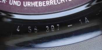 SP Boney M.: Hooray! Hooray! It's A Holi-Holiday / Ribbons Of Blue