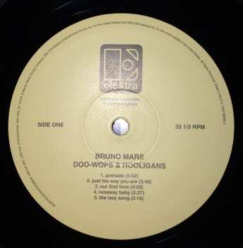 LP Bruno Mars: Doo-Wops & Hooligans