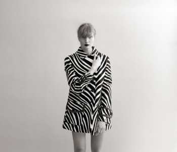 LP Camilla Sparksss: Brutal