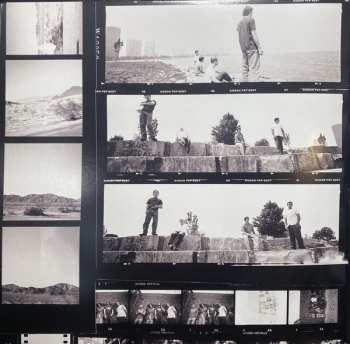 2LP Castor: Moving Backgrounds CLR