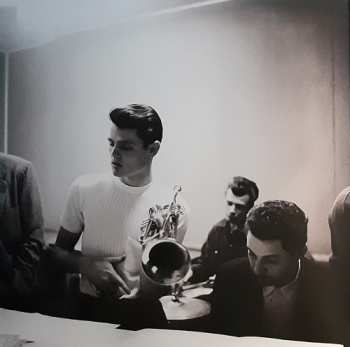 3LP/Caja Chet Baker: Young Chet (A Jazz Portrait by William Claxton) LTD