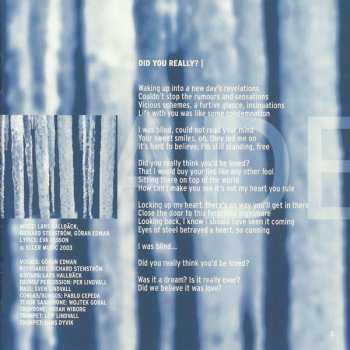 CD Crossfade: White On Blue