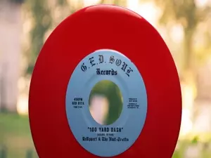 DeRobert & The Half-Truths: 7-100 Yard Dash/it's All The Time