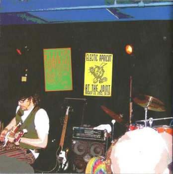 CD Electric Apricot: Quest For Festeroo