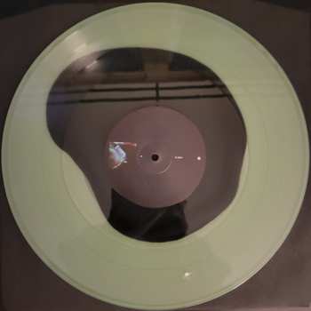 2LP Emeralds: Does It Look Like I'm Here? LTD | CLR