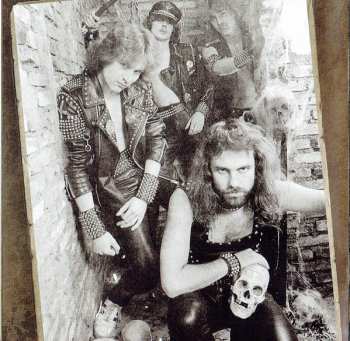 CD Running Wild: Gates To Purgatory DLX | DIGI