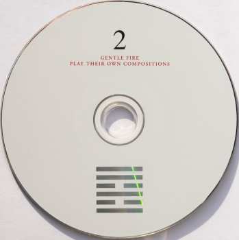 3CD/Caja Gentle Fire: Explorations (1970 - 1973) NUM