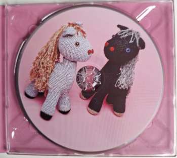 CD Glitterpaard: Thursday