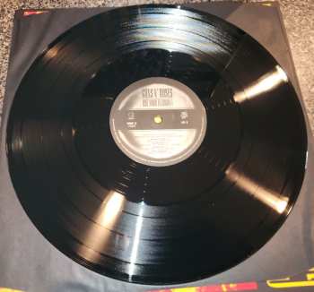 12LP/Caja/Blu-ray Guns N' Roses: Use Your Illusion I & II DLX | LTD