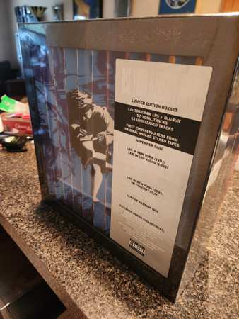 12LP/Caja/Blu-ray Guns N' Roses: Use Your Illusion I & II DLX | LTD