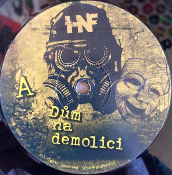 2LP Hrdinové Nové Fronty: Dům Na Demolici & Hororový Věk