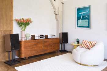 Técnica de áudio JBL L82 Classic MKII Černý