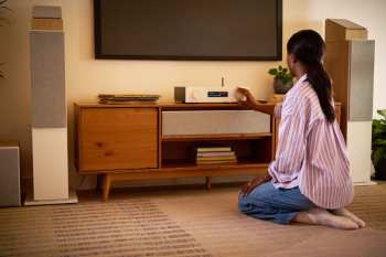 Técnica de áudio JBL Stage 240H - 2-pásmové Dolby Atmos Modulové Reprosoustavy, 4,5" - Bílá