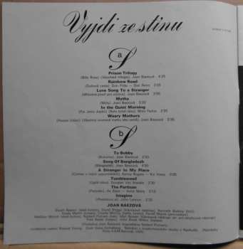 LP Joan Baez: Vyjdi Ze Stínu