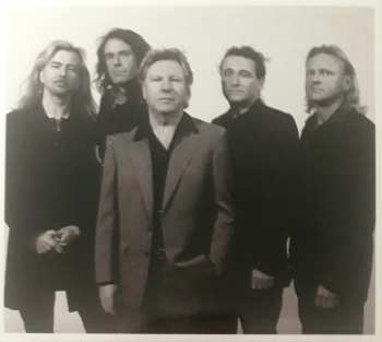 CD Karat: Licht Und Schatten