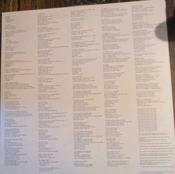 LP Kris Angelis: Le Sigh