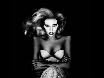 2CD Lady Gaga: Born This Way = ボーン・ディス・ウェイ DLX