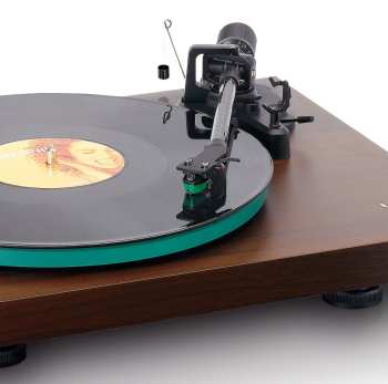 Técnica de áudio Lenco LBT-225 + AT-VM95E