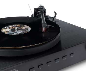 Técnica de áudio Lenco LS-700BK