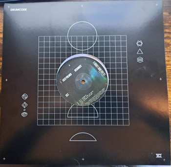 LP Lilly Palmer: Resonate