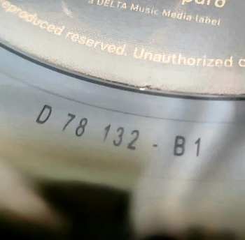 LP Liv Warfield: The Edge