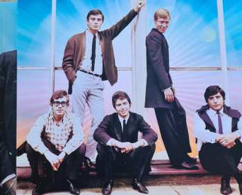 2CD Los Bravos: Orígenes