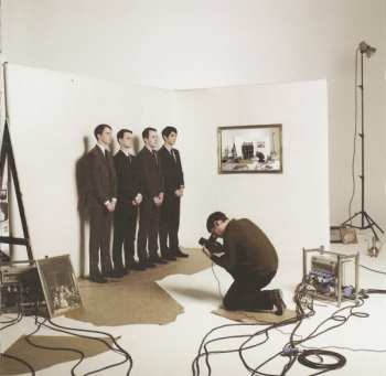 CD Mirrors: Lights And Offerings