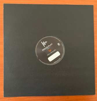 LP Moura: Axexan, Espreitan