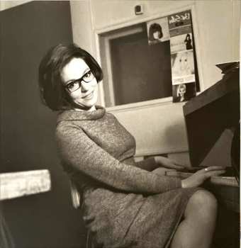 2LP Nana Mouskouri: Radio Days (24 Ανέκδοτες Ηχογραφήσεις Από Τις Δεκαετίες Του ’50 & Του ’60 Στο Εθνικό Ίδρυμα Ραδιοφωνίας)