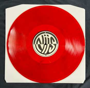 LP Niis: Niis World CLR | LTD