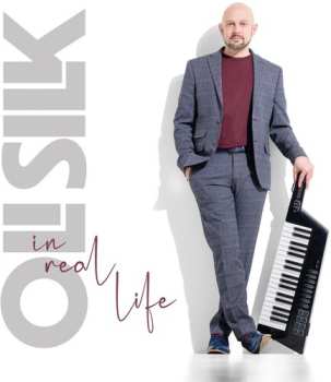 Album Oli Silk: In Real Life