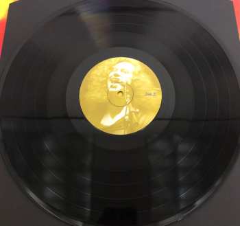 LP Papik: Let The Music Play