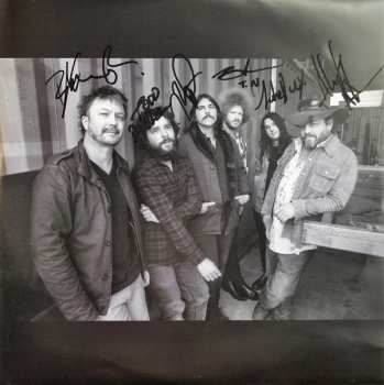 LP The Kill Devil Hills: Pink Fit 