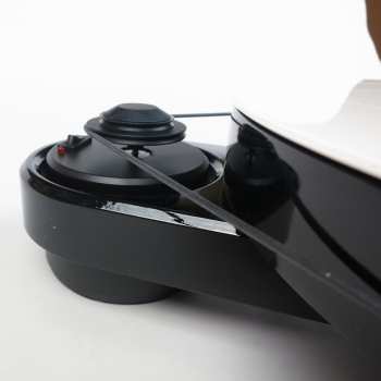 Técnica de áudio Pro-ject Rpm 1 Carbon Piano + 2m Red