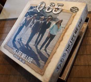 11CD/Caja Q65: The Life We Live - Anthology 1965-2000