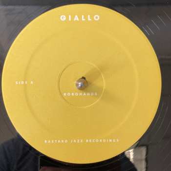 LP Robohands: Giallo